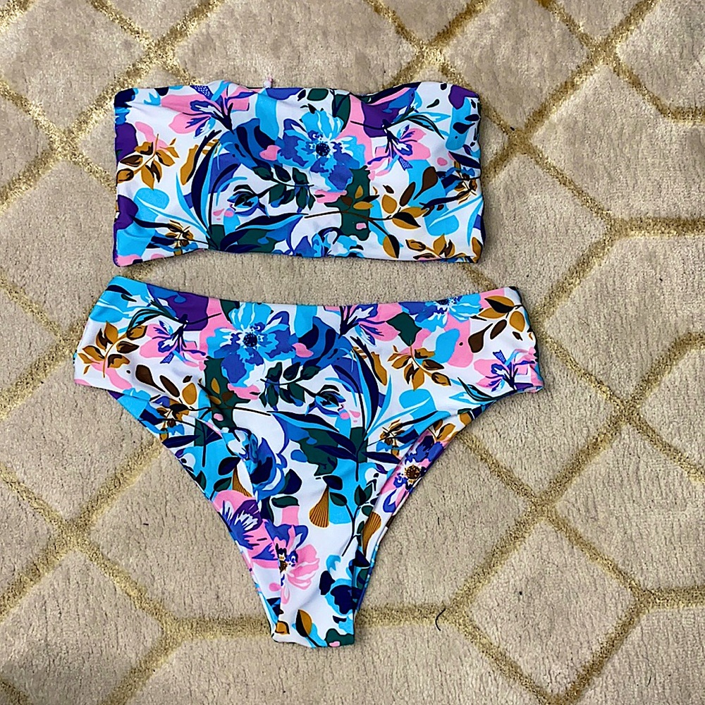 Floral swim suit